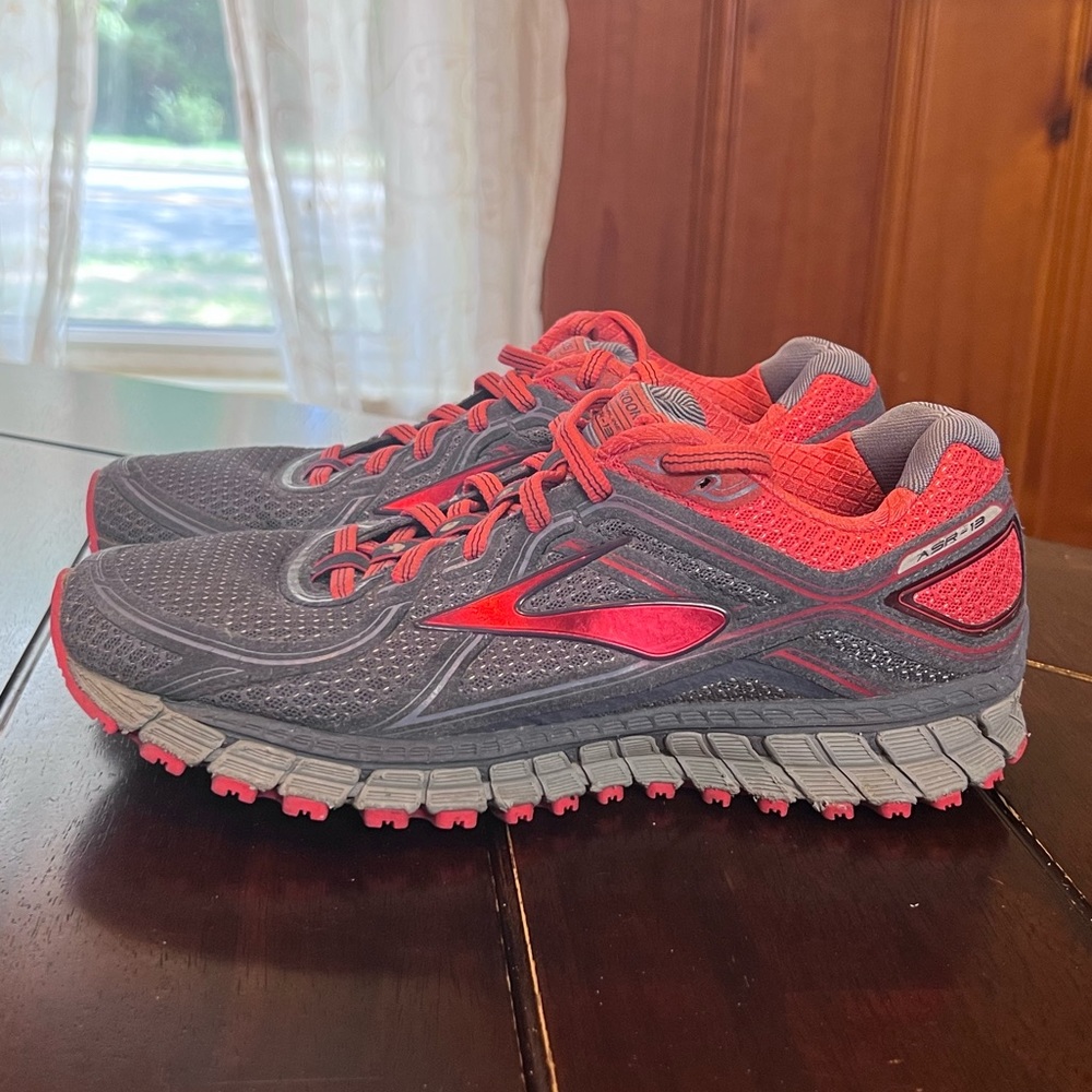 BROOKS ASR-13 Running Shoes